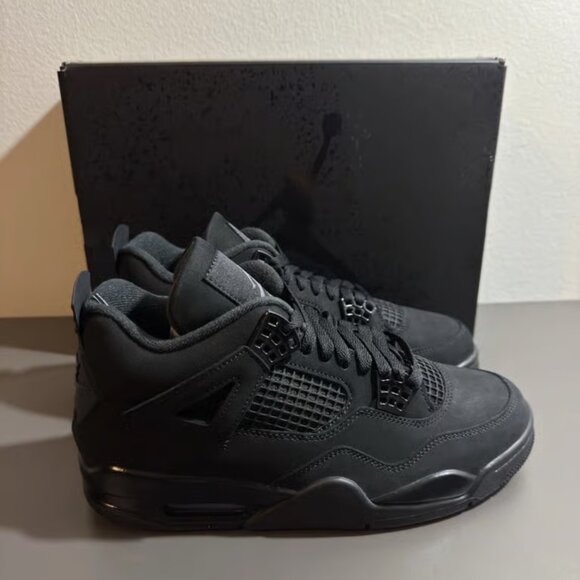 Air Jordan 4 Black Cat 2025 - Picture 2 of 5